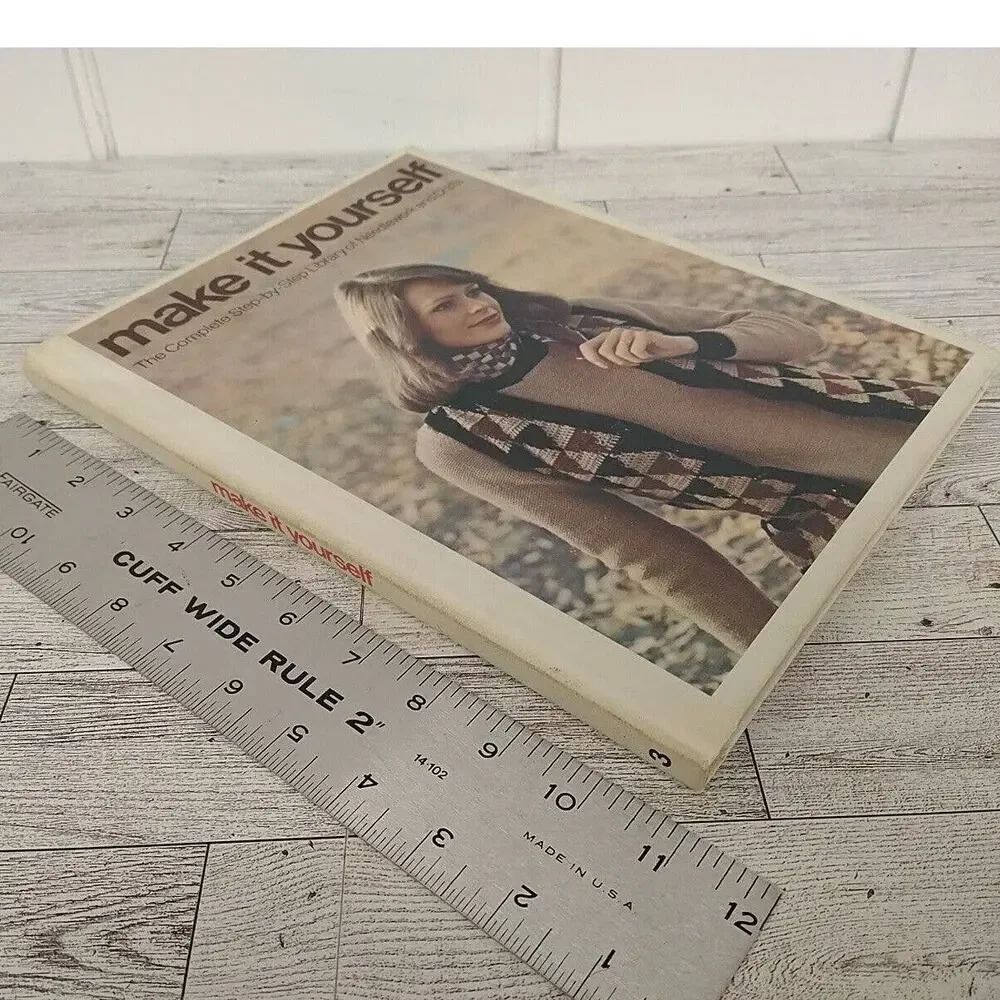 Retro 1970s MAKE IT YOURSELF Step-By-step Crafts Needlework‎ V.3 TRENDY Vintage